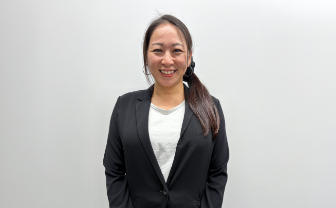 山崎 真里
